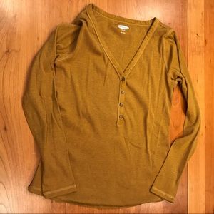 Old Navy Ribbed Henley Tee